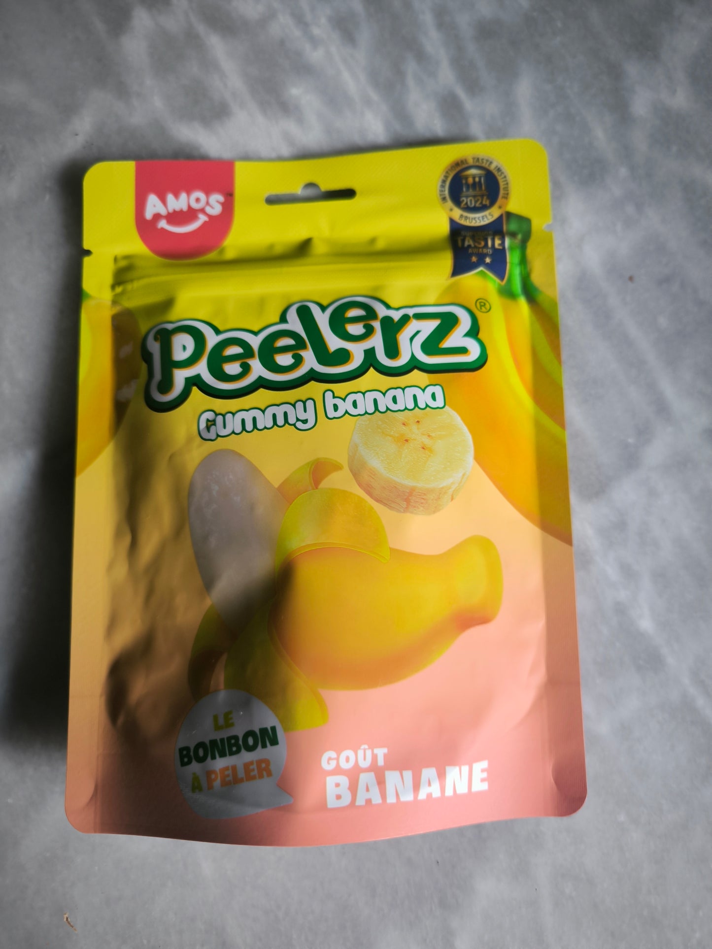 1 sachet de bonbons à la banane à éplucher