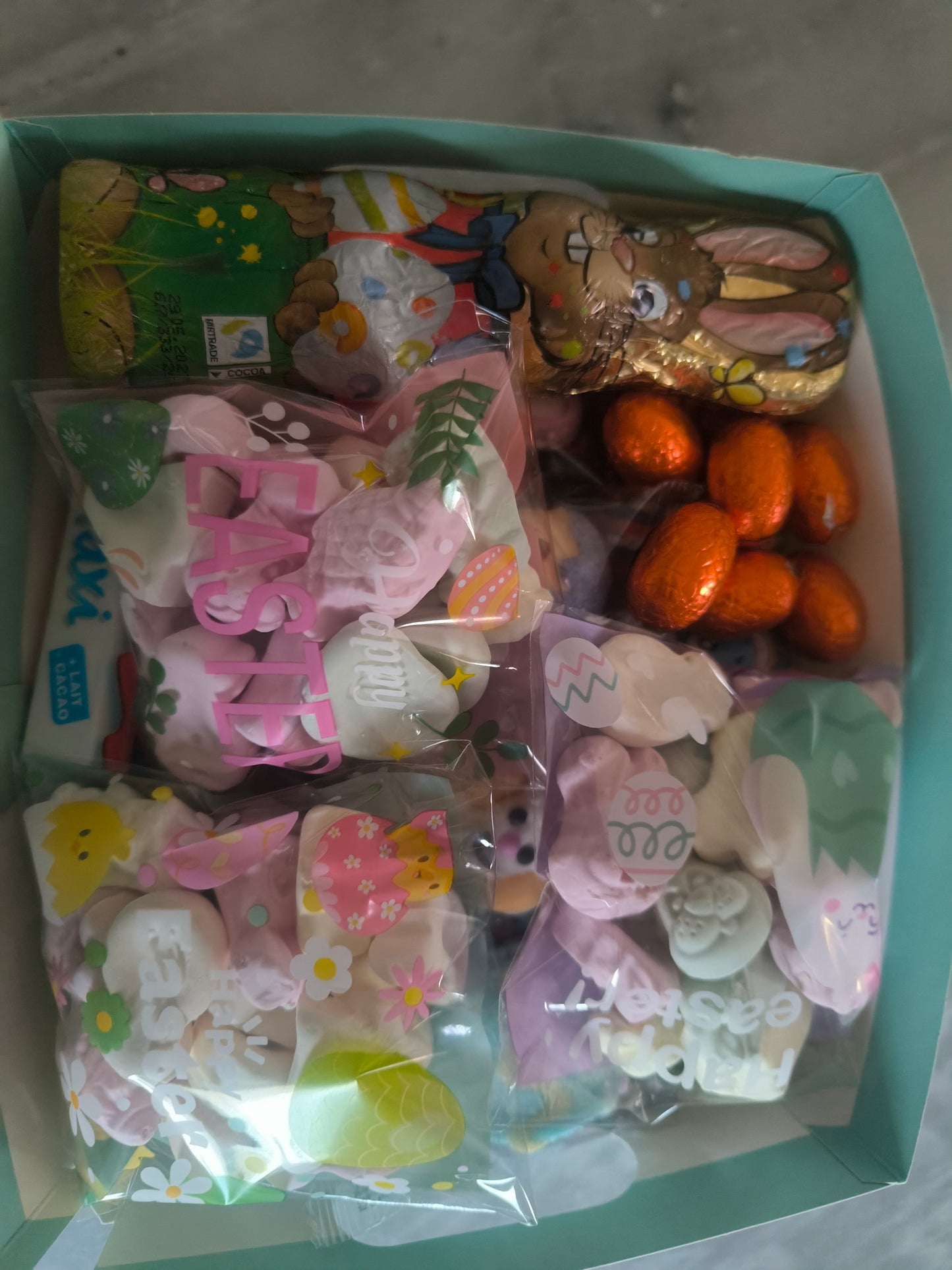1 box pâque